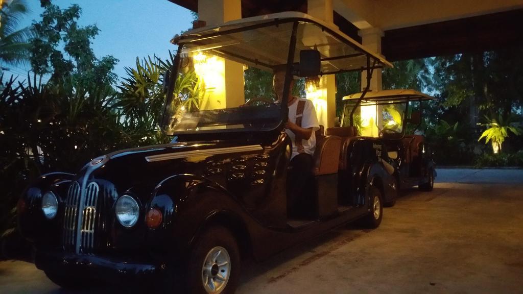 D Varee Mai Khao Beach Buitenkant foto