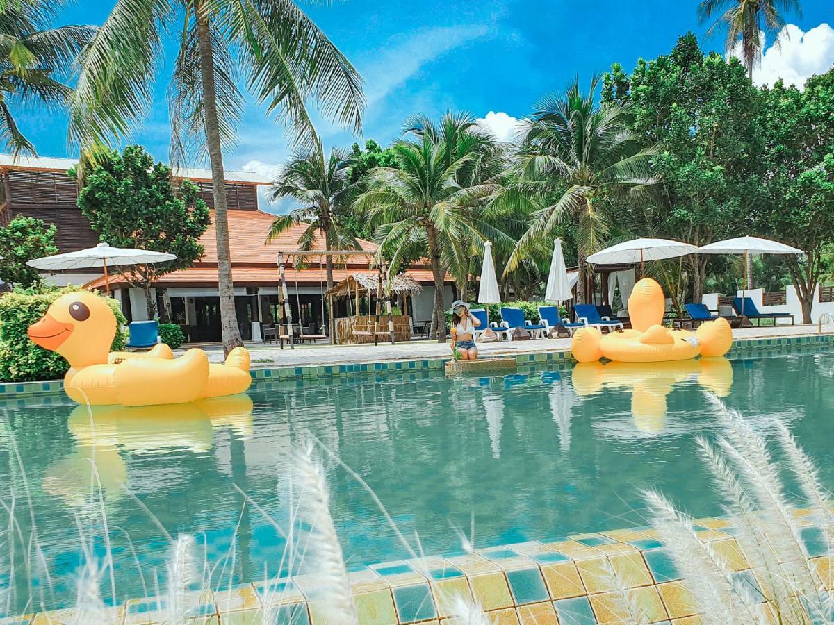 D Varee Mai Khao Beach Buitenkant foto